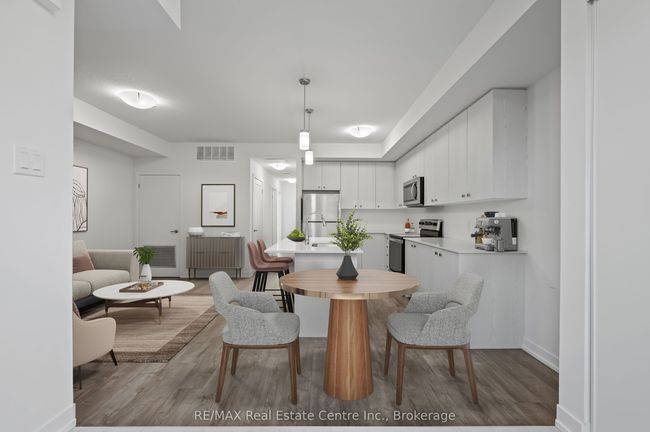 E8 - 20 Palace St, Condo with 2 bedrooms, 2 bathrooms and 1 parking in Kitchener ON | Image 14