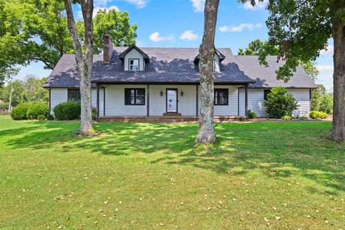 10188 Russellville Rd, Rockfield, KY, 42274-9715 | Card Image