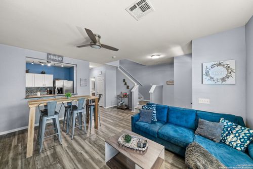 13517 Bristow Dawn, San Antonio, TX, 78217-1379 | Card Image