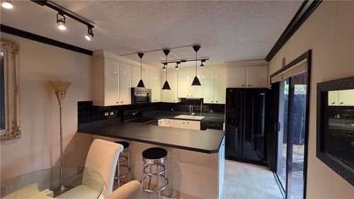 4d-570 N Tropic Ln, VERO BEACH, FL, 32960-6877 | Card Image