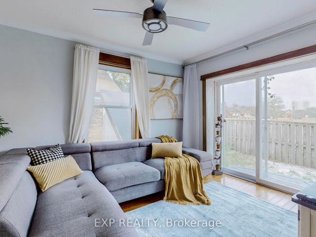 7 David St, House other with 4 bedrooms, 2 bathrooms and 2 parking in Brampton ON | Image 5
