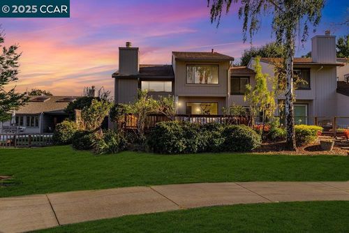 639 Augusta Dr, Moraga, CA, 94556-1035 | Card Image