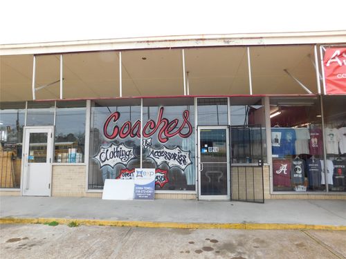 3709-3707 Lakeshore Dr, Shreveport, LA, 71109-2001 | Card Image