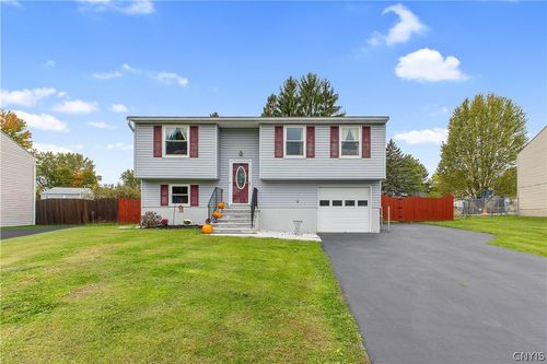 4304 Amblewood Ln, Clay, NY, 13041-8740 | Card Image