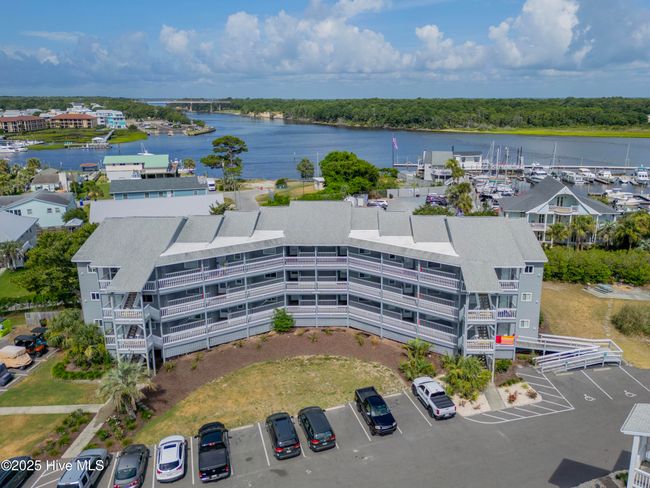 APT-203B - 400 Virginia Ave, Condo with 2 bedrooms, 2 bathrooms and null parking in Carolina Beach NC | Image 25