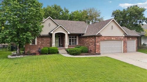 2946 N Wild Rose Ct, Wichita, KS, 67205-1638 | Card Image