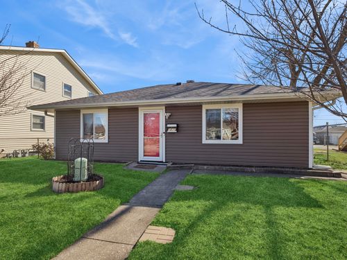 1431 Elizabeth Ave, North Chicago, IL, 60064-1712 | Card Image