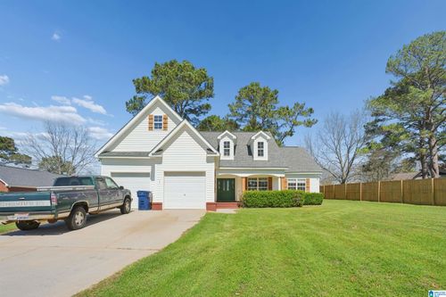 677 Sandstone Dr, DOTHAN, AL, 36303-7314 | Card Image