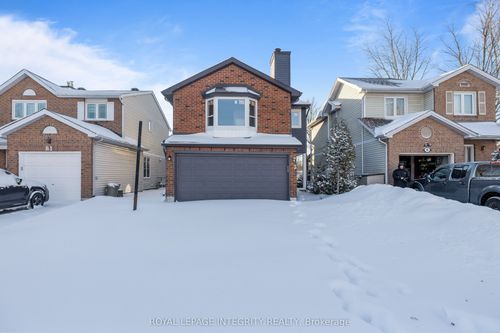 83 Saddle Cres, Ottawa, ON, K1G5L3 | Card Image