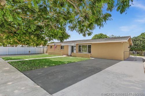 2624 Sw 107th Court, Miami, FL, 33165 | Card Image