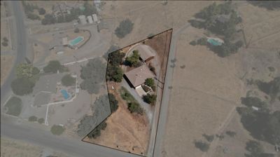 16270 Palomino Drive, House other with 3 bedrooms, 2 bathrooms and null parking in Springville CA | Image 3