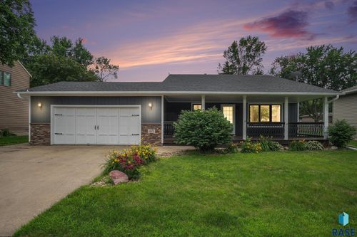 1601 Keystone Dr, Brandon, SD, 57005 | Card Image