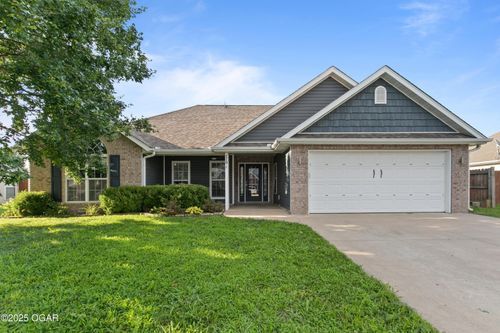 119 Jared Blvd, Webb City, MO, 64870-9214 | Card Image