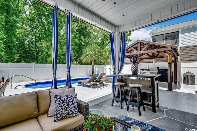 1737 24 Th Ave N, House other with 3 bedrooms, 3 bathrooms and 8 parking in North Myrtle Beach SC | Image 6