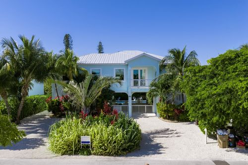 426 Calle Limon, Marathon, FL, 33050-2514 | Card Image