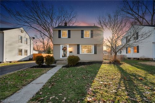 2683 Owaisa Rd, Cuyahoga Falls, OH, 44221-2923 | Card Image