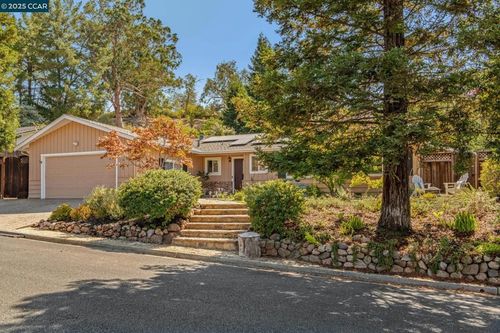 498 Wilbur Dr, Pleasant Hill, CA, 94523-2038 | Card Image