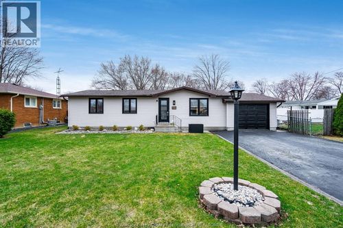 659 Henry St, Belle River, ON, N0R1A0 | Card Image