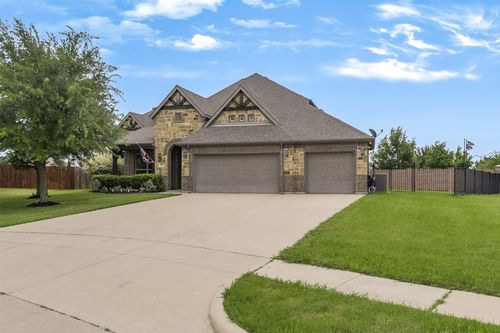 2701 Elmwood Dr, Burleson, TX, 76028-1388 | Card Image