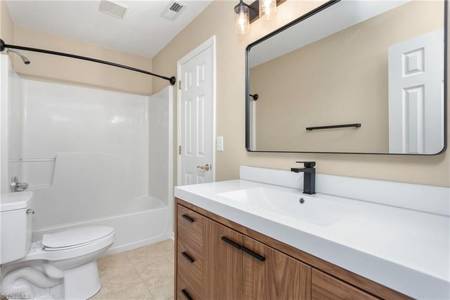 2001 Treyburn Ln, House other with 4 bedrooms, 3 bathrooms and null parking in High Point NC | Image 26