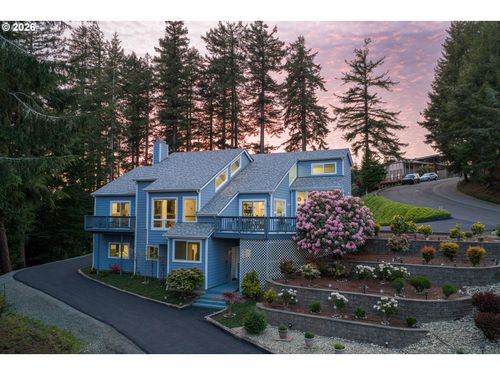 601 Telegraph Dr, Coos Bay, OR, 97420-2257 | Card Image