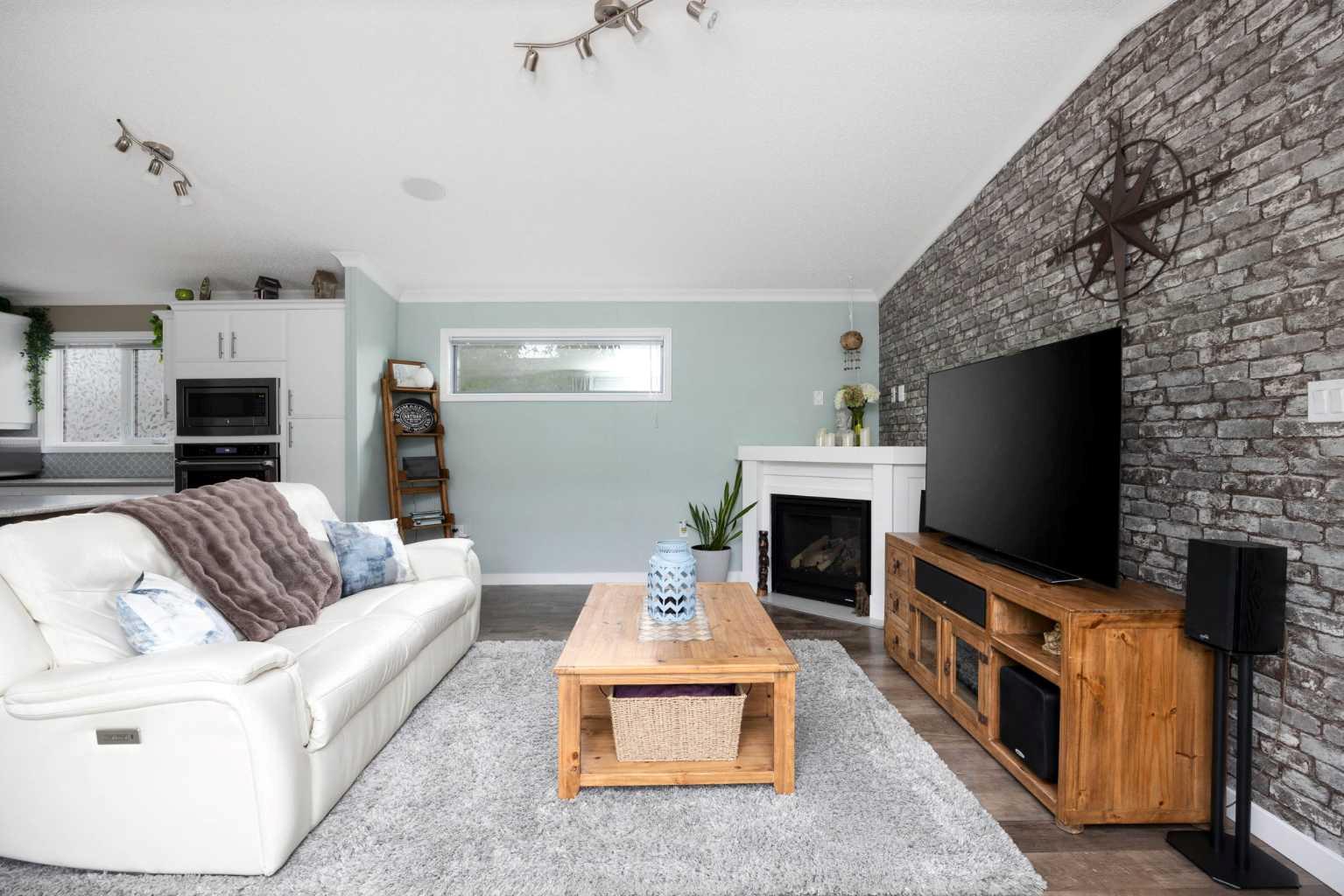 Residential in Fort McMurray 4