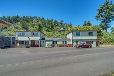 2045 Netarts Bay Rd W, House other with 4 bedrooms, 3 bathrooms and null parking in Tillamook OR | Image 1