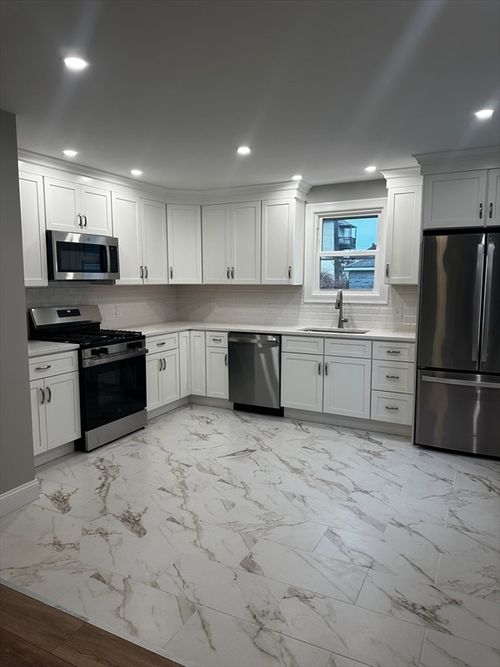 3-123 Whitman St, New Bedford, MA, 02745 | Card Image