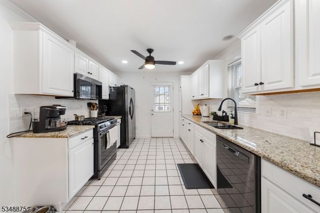 22 N 8 Th Ave, House other with 4 bedrooms, 2 bathrooms and null parking in Manville NJ | Image 6