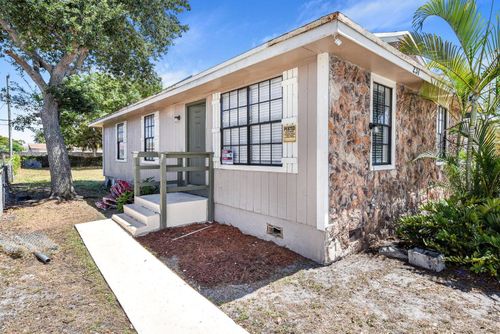 237 Sw 11th Ave, Delray Beach, FL, 33444-1529 | Card Image