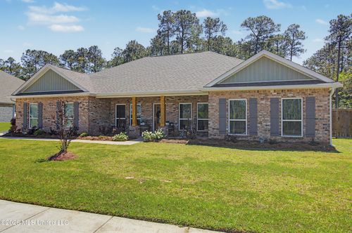 12285 Savannah Cir, Ocean Springs, MS, 39564-5433 | Card Image