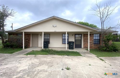 b-4800 Rainbow Cir, Killeen, TX, 76543-8950 | Card Image