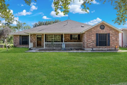 15563 S Skaggs Rd, Atascosa, TX, 78002-5117 | Card Image