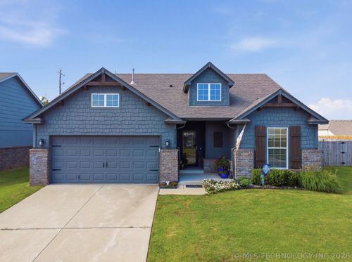 3204 Charlotte St, Broken Arrow, OK, 74011-4323 | Card Image