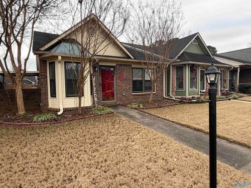 337 Autumn Ln Sw, Decatur, AL, 35601-6831 | Card Image