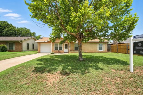3112 Sandefer St, Abilene, TX, 79603-2121 | Card Image