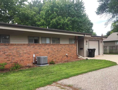 1005 1st Ave N, Estherville, IA, 51334-2205 | Card Image