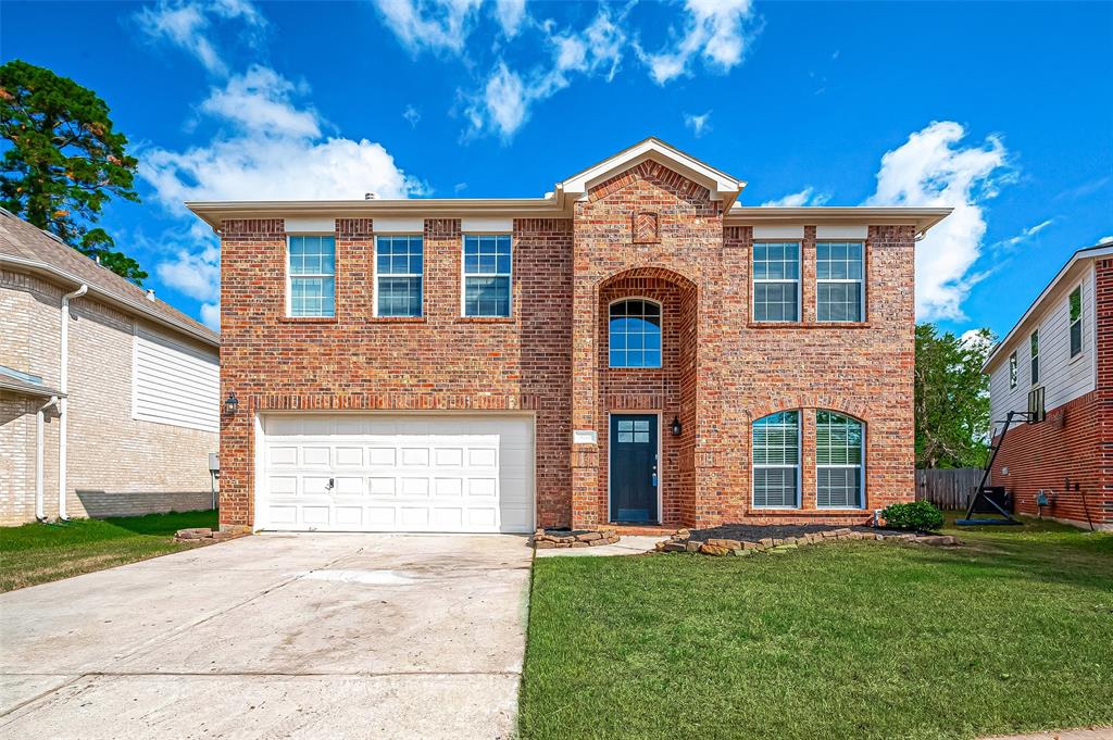 Platinum Springs Dr, Tomball, TX 77375