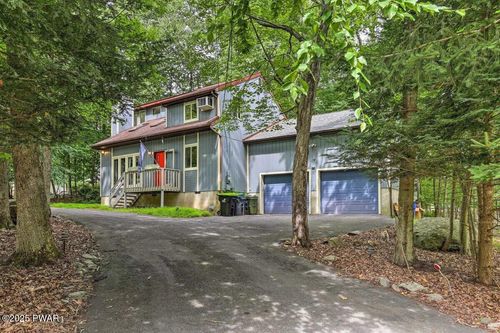 348 Fernwood Dr, East Stroudsburg, PA, 18301-6638 | Card Image