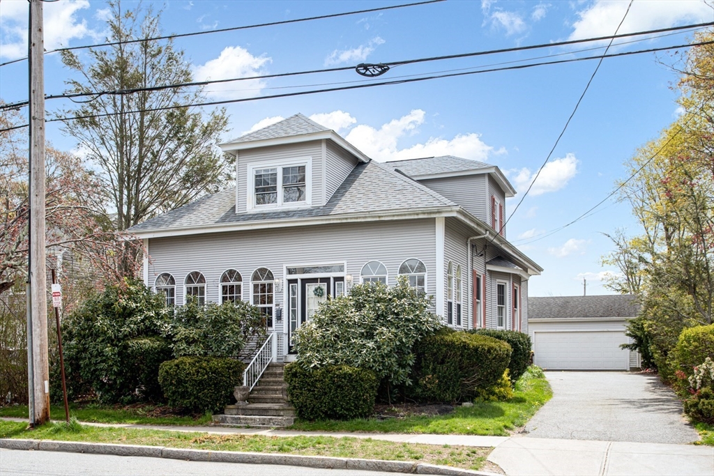 Highland Ave, Fall River, MA 02720