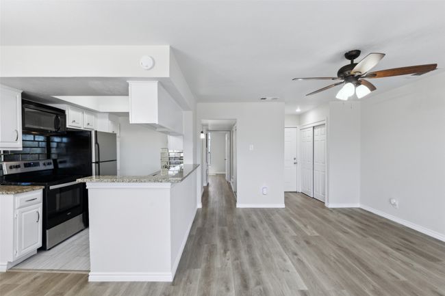 APT-202 - 4540 Chaha Rd, Condo with 2 bedrooms, 1 bathrooms and null parking in Garland TX | Image 4