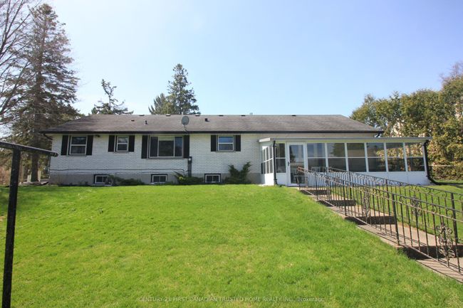 2294 Gore St, House other with 4 bedrooms, 2 bathrooms and 4 parking in Mount Brydges ON | Image 37