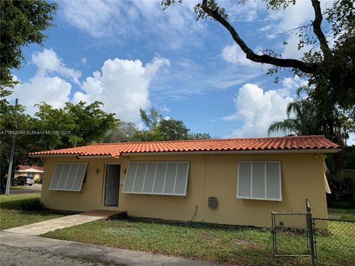 13195-13195 Ne 10th Ave, North Miami, FL, 33161-4101 | Card Image