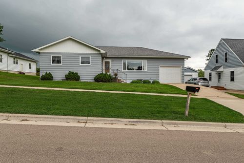 412 9th Avenue, New Glarus, WI, 53574 | Card Image