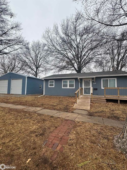 206 N Webster St, Shenandoah, IA, 51601-1358 | Card Image