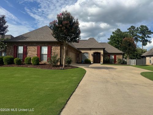 120 Claiborne St, Madison, MS, 39110-4562 | Card Image