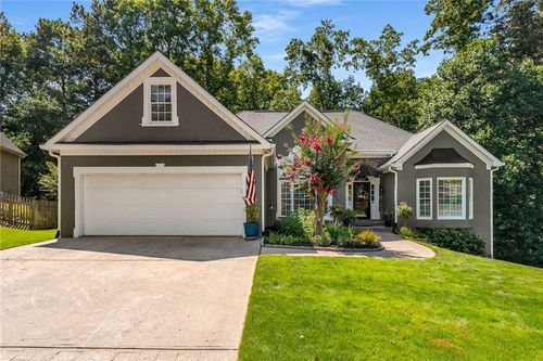 203 Powers Ct, Woodstock, GA, 30189-6211 | Card Image