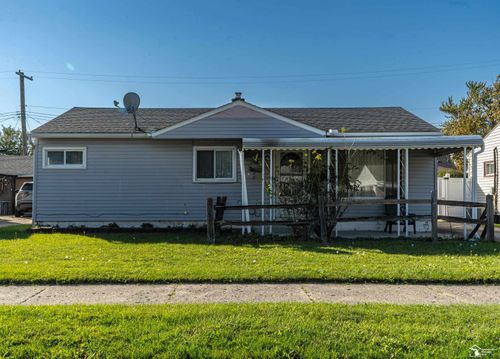4238 16th St, Wyandotte, MI, 48192-7017 | Card Image