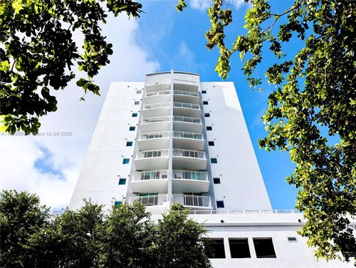 apt-903-60 Nw 37th Ave, Miami, FL, 33125-4835 | Card Image
