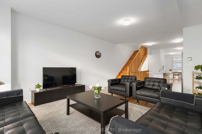 1557 Midland Ave, House attached with 4 bedrooms, 4 bathrooms and 1 parking in Scarborough ON | Image 29